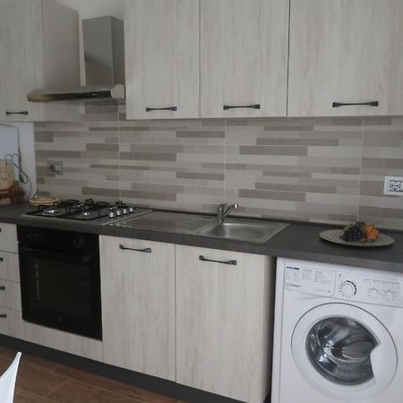 Kar House Milazzo Apartment ภายนอก รูปภาพ