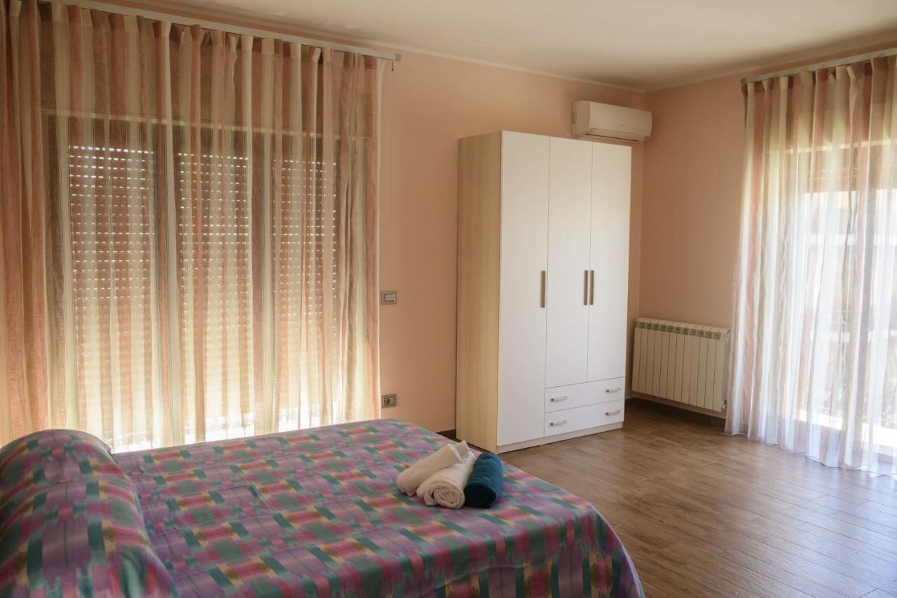 Kar House Milazzo Apartment ภายนอก รูปภาพ