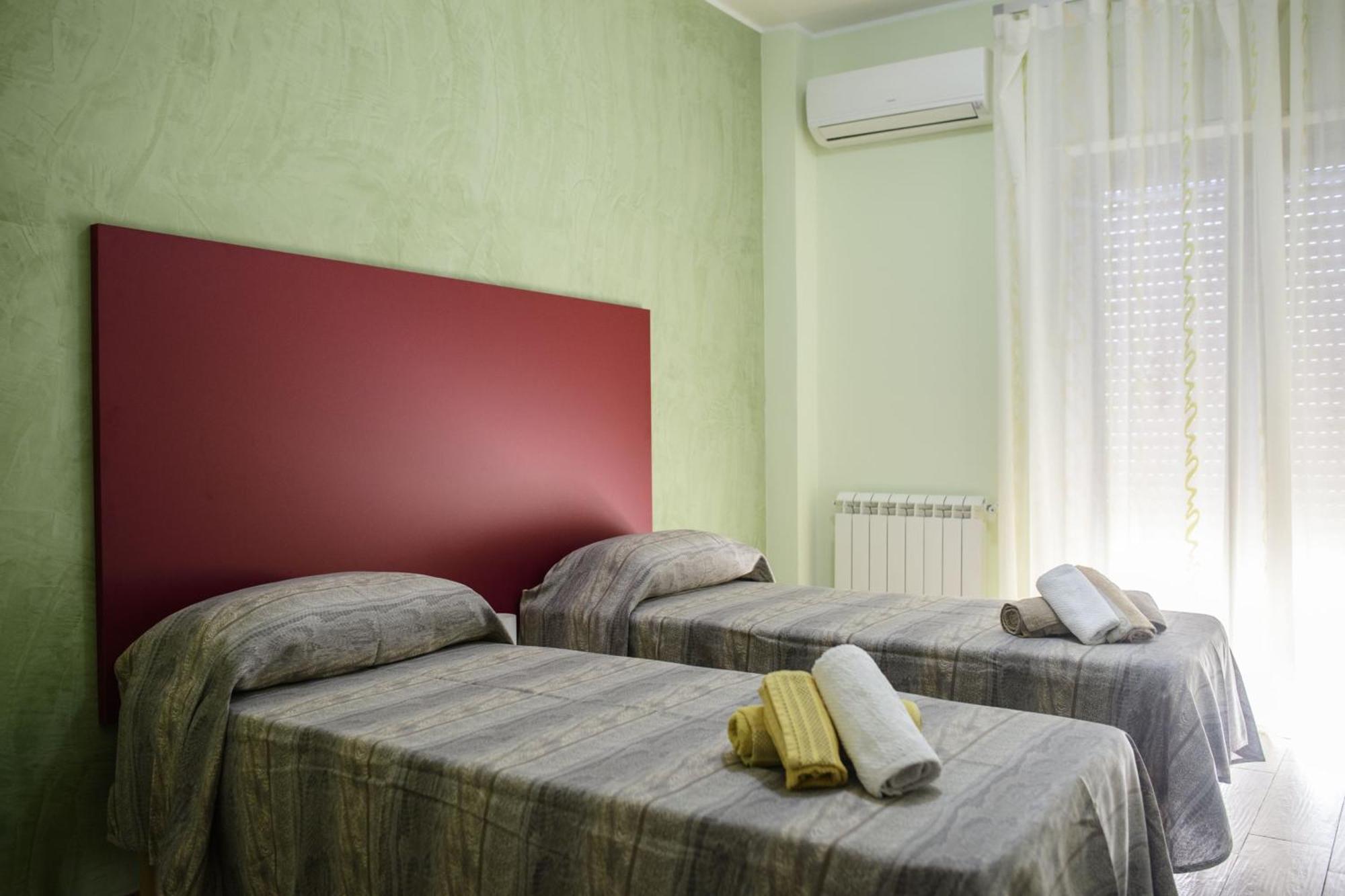 Kar House Milazzo Apartment ภายนอก รูปภาพ